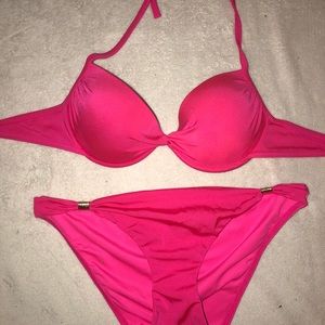 Victoria’s Secret bikini